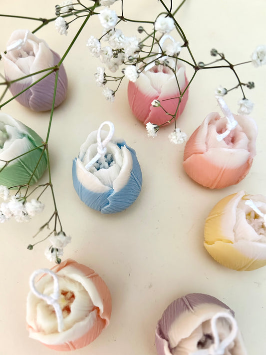 Tulip candle