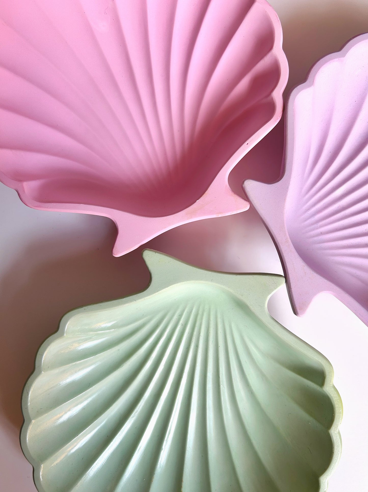 Shell tray