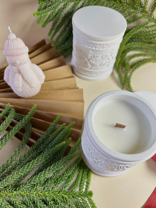 Snowflake jar candle